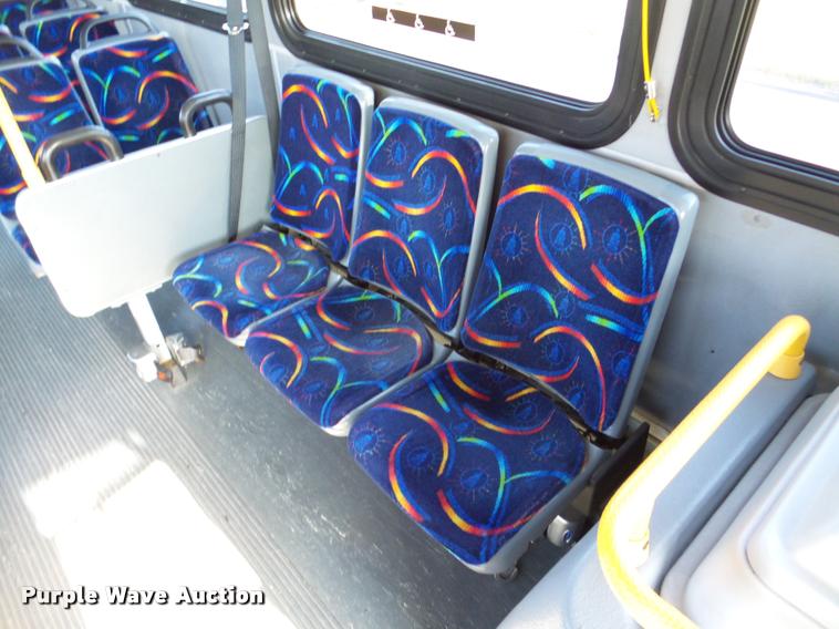 image for item DA1899 2006 Optima LFB-34 transit bus