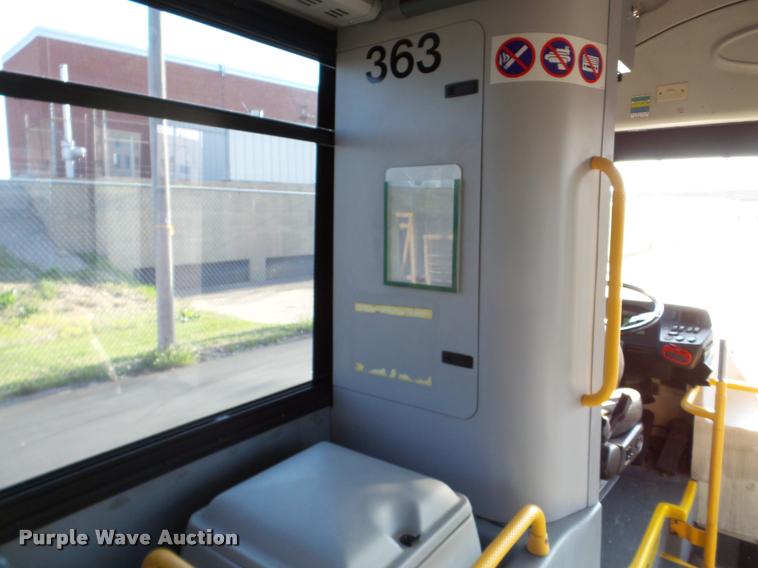 image for item DA1899 2006 Optima LFB-34 transit bus