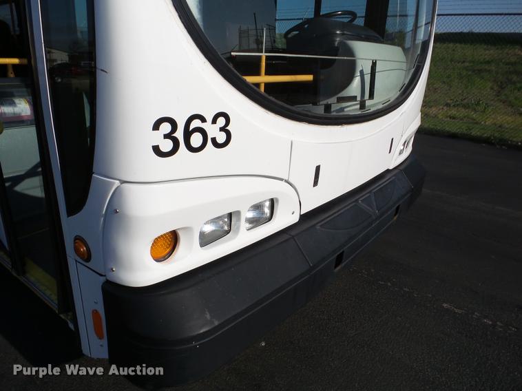 image for item DA1899 2006 Optima LFB-34 transit bus