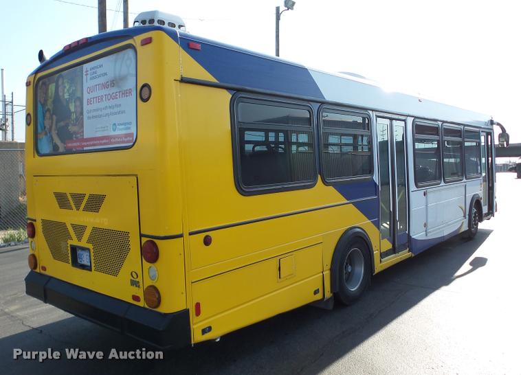 image for item DA1900 2006 Optima LFB-34 transit bus