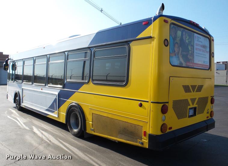 image for item DA1900 2006 Optima LFB-34 transit bus