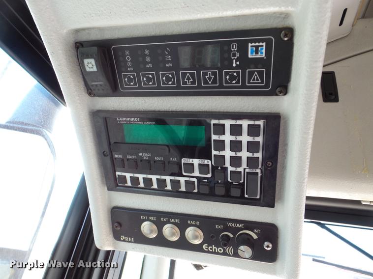 image for item DA1900 2006 Optima LFB-34 transit bus