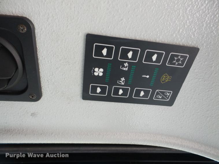 image for item DA1900 2006 Optima LFB-34 transit bus