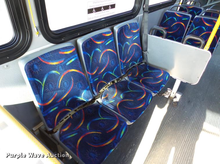 image for item DA1900 2006 Optima LFB-34 transit bus