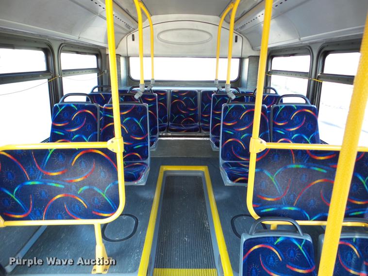image for item DA1900 2006 Optima LFB-34 transit bus