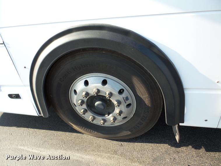 image for item DA1900 2006 Optima LFB-34 transit bus