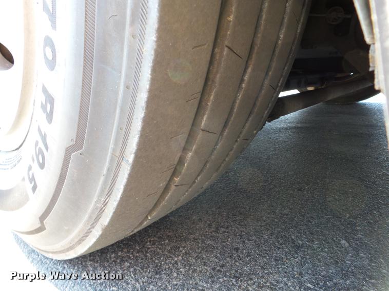 image for item DA1900 2006 Optima LFB-34 transit bus