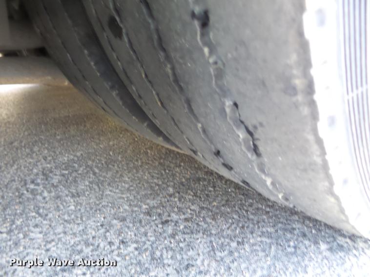 image for item DA1900 2006 Optima LFB-34 transit bus