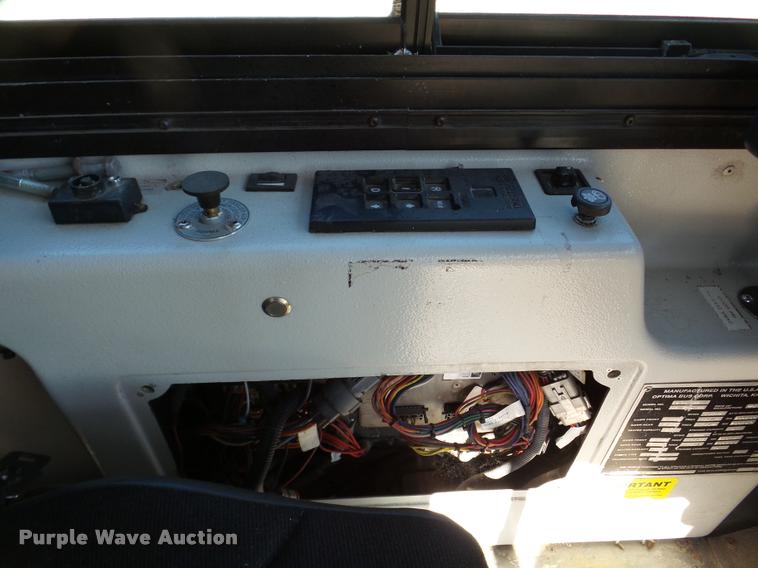 image for item DA1902 2006 Optima LFB-34 transit bus