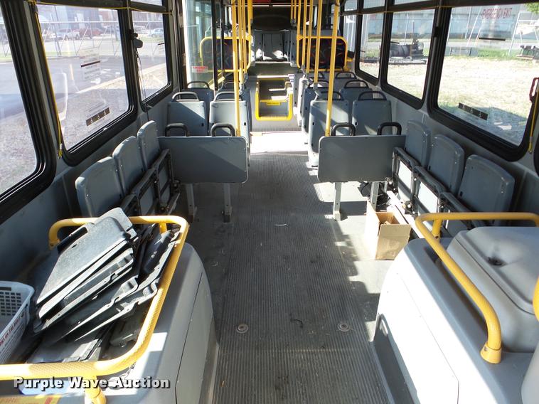 image for item DA1902 2006 Optima LFB-34 transit bus