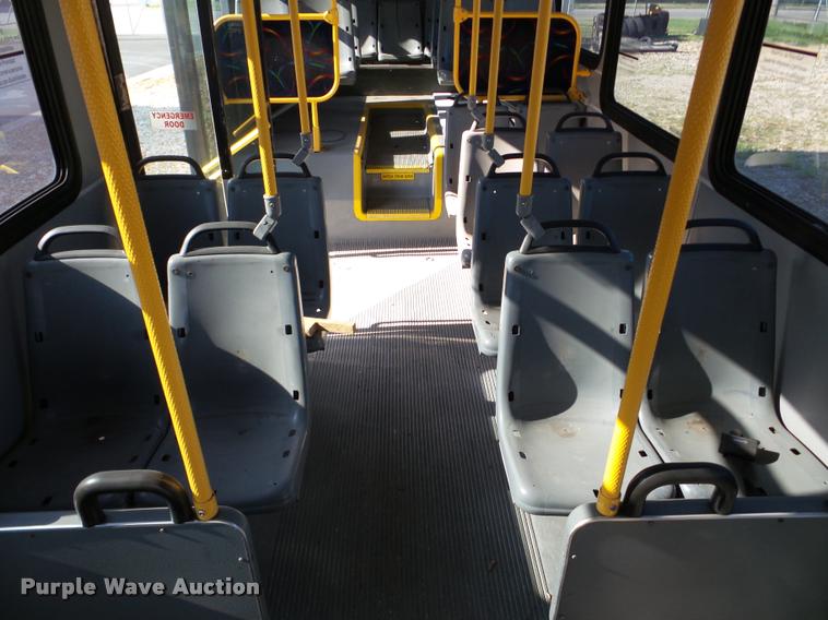 image for item DA1902 2006 Optima LFB-34 transit bus