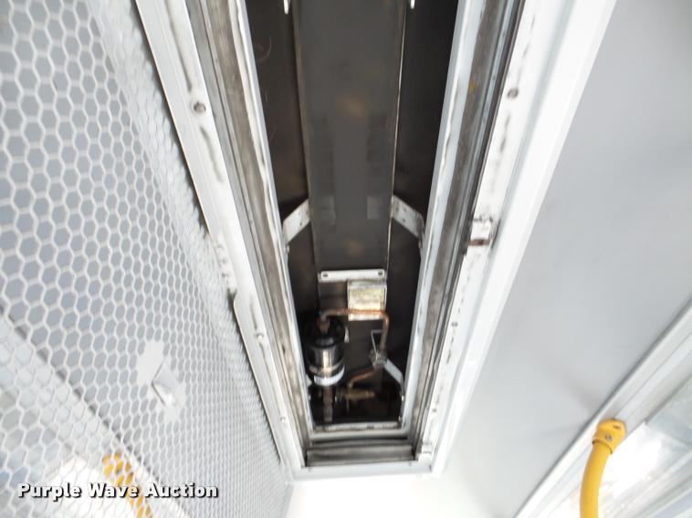 image for item DA1902 2006 Optima LFB-34 transit bus