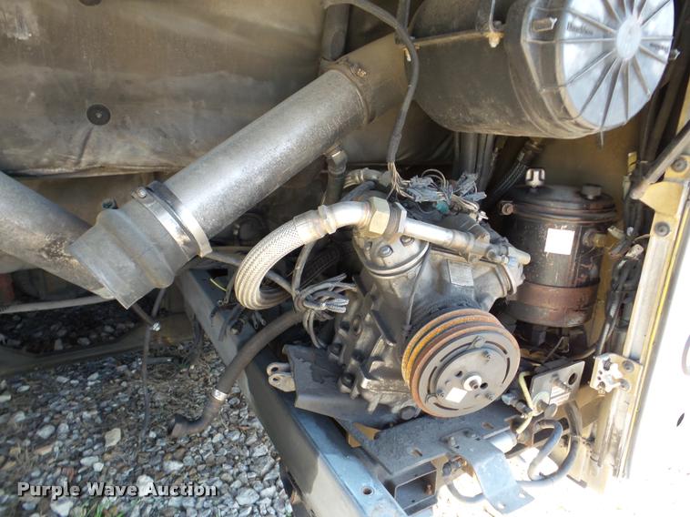 image for item DA1902 2006 Optima LFB-34 transit bus