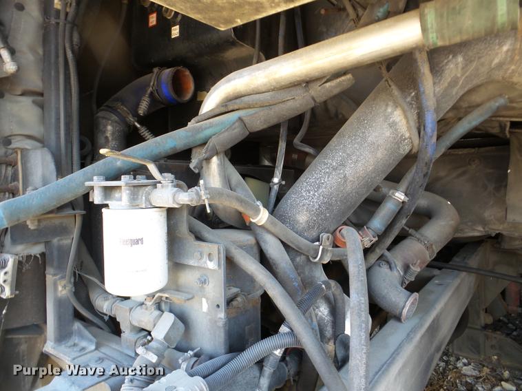 image for item DA1902 2006 Optima LFB-34 transit bus