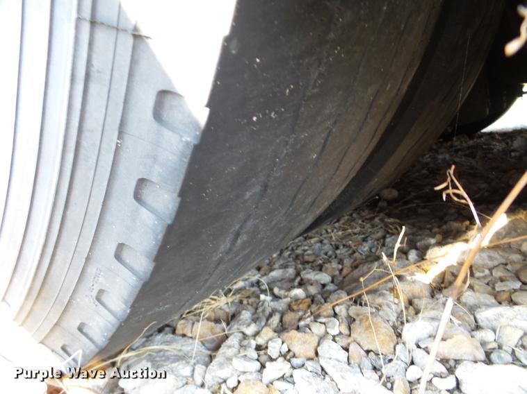 image for item DA1902 2006 Optima LFB-34 transit bus