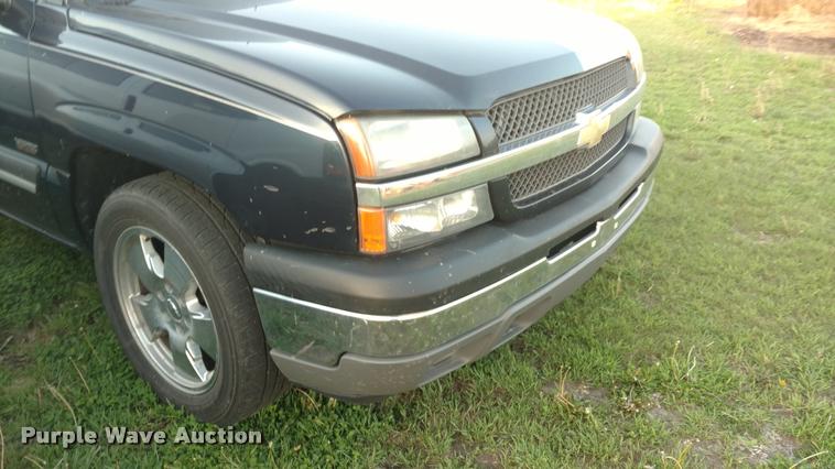 image for item DA2246 2005 Chevrolet Silverado 1500 Ext. Cab pickup truck