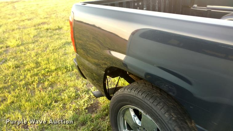 image for item DA2246 2005 Chevrolet Silverado 1500 Ext. Cab pickup truck