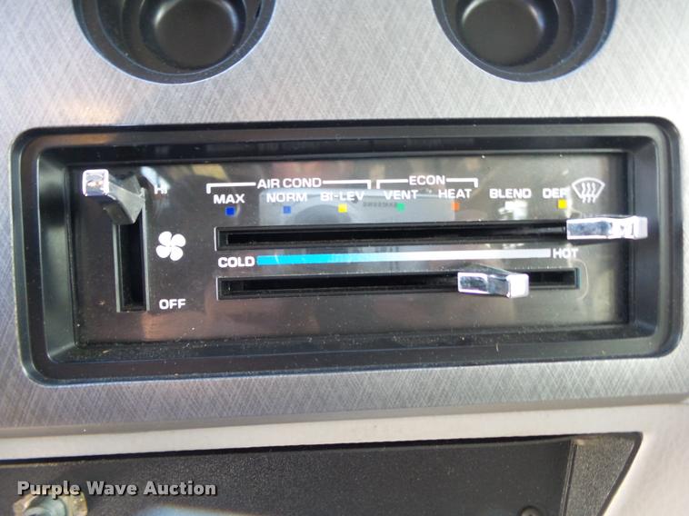 image for item DA2648 1995 Chevrolet 30 HD shuttle bus