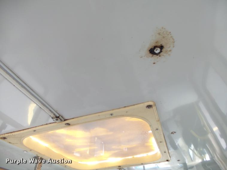 image for item DA2648 1995 Chevrolet 30 HD shuttle bus