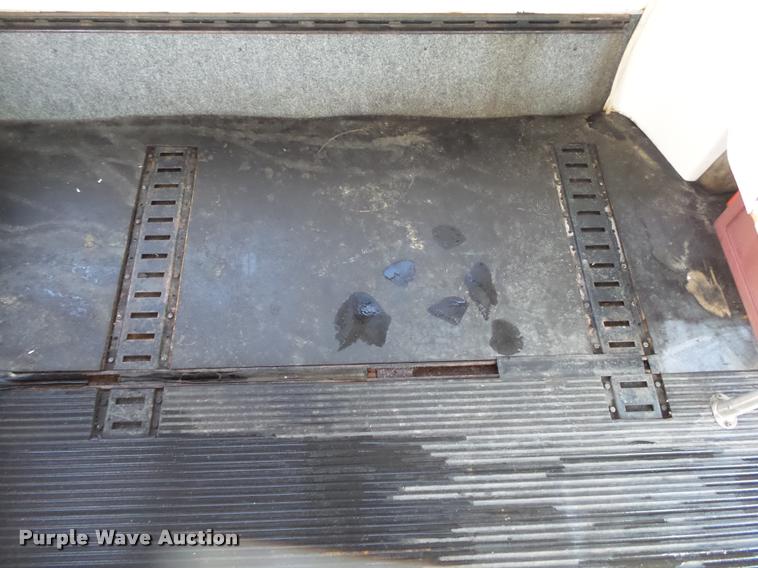 image for item DA2648 1995 Chevrolet 30 HD shuttle bus