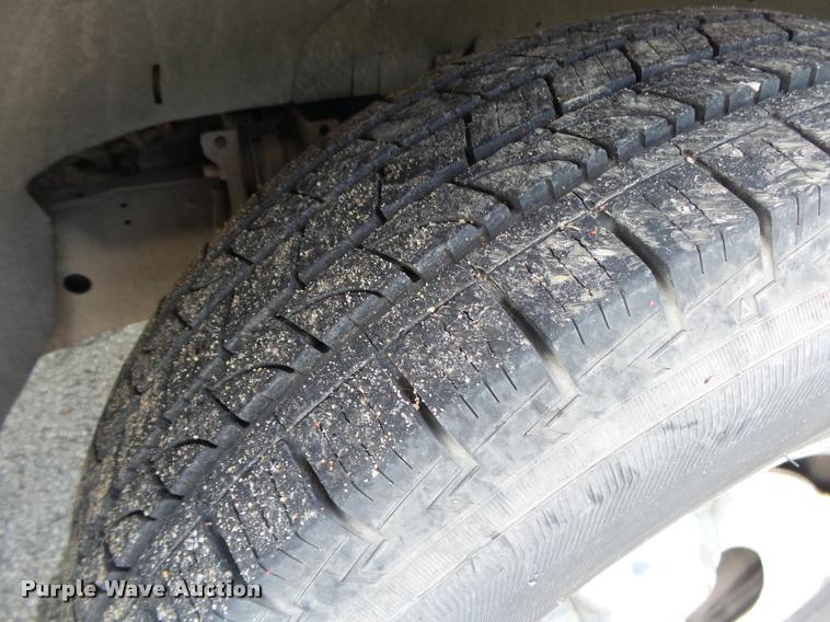 image for item DA2674 2002 Ford F150 XL pickup truck