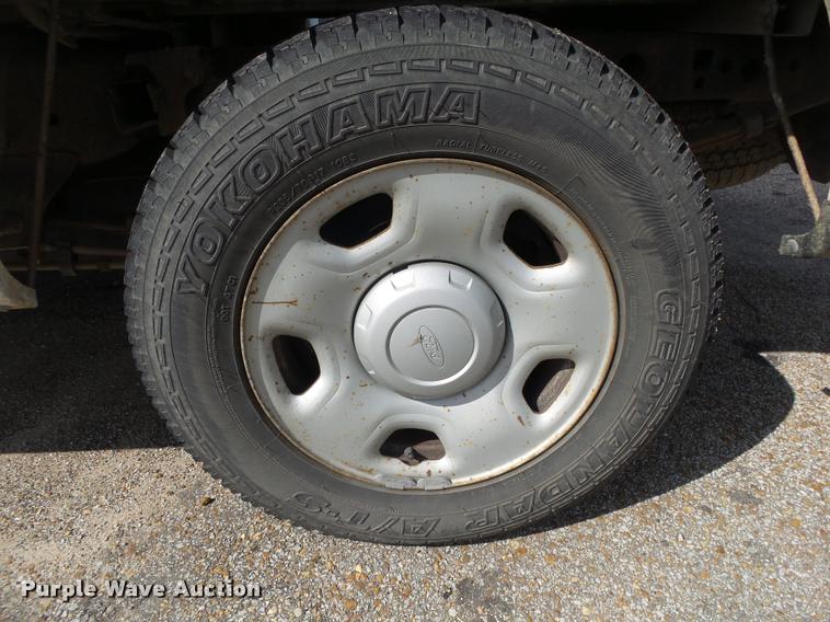 image for item DA2675 2007 Ford F150 XL SuperCab pickup truck