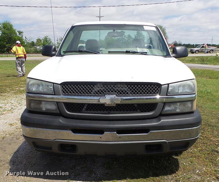 image for item DA2677 2005 Chevrolet Silverado 1500 pickup truck