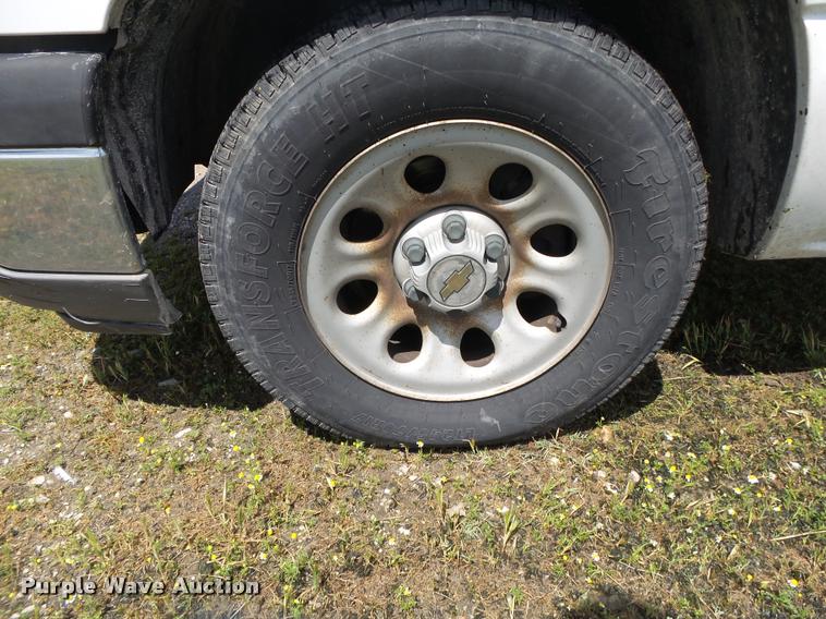 image for item DA2677 2005 Chevrolet Silverado 1500 pickup truck