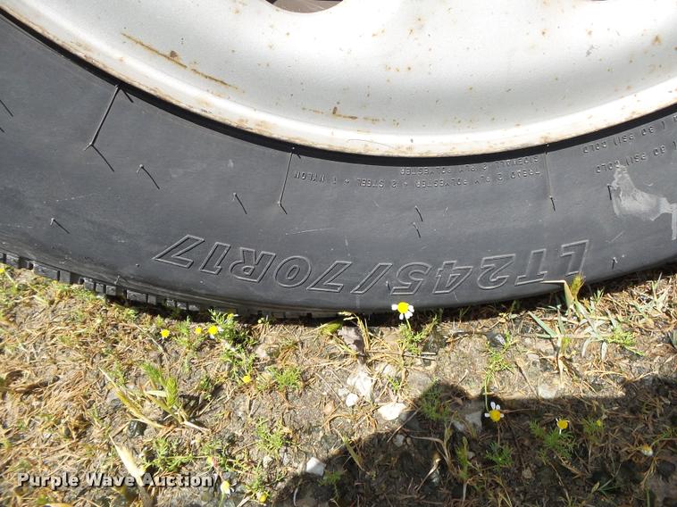 image for item DA2677 2005 Chevrolet Silverado 1500 pickup truck