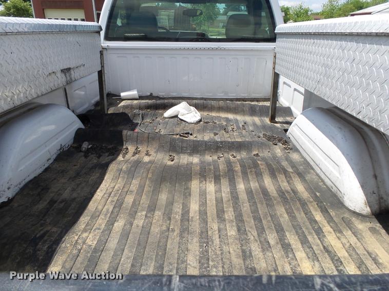 image for item DA2677 2005 Chevrolet Silverado 1500 pickup truck