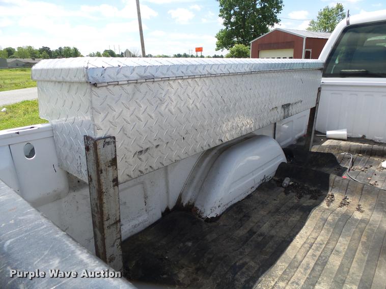 image for item DA2677 2005 Chevrolet Silverado 1500 pickup truck