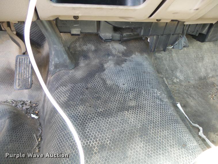 image for item DA2677 2005 Chevrolet Silverado 1500 pickup truck