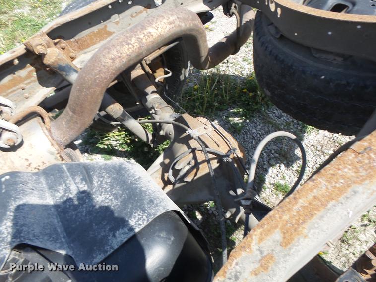 image for item DA3468 2006 Ford F350 Super Duty pickup truck chassis