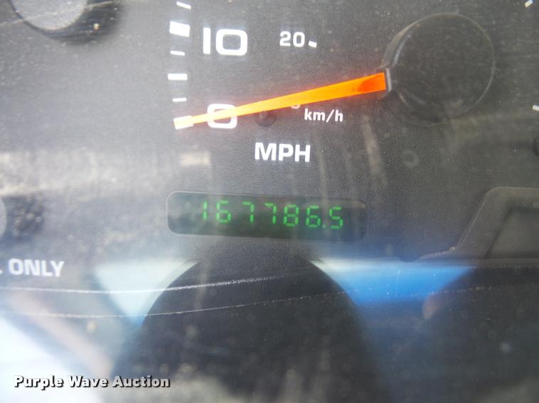 image for item DA3954 2002 Ford F450 Super Duty service truck