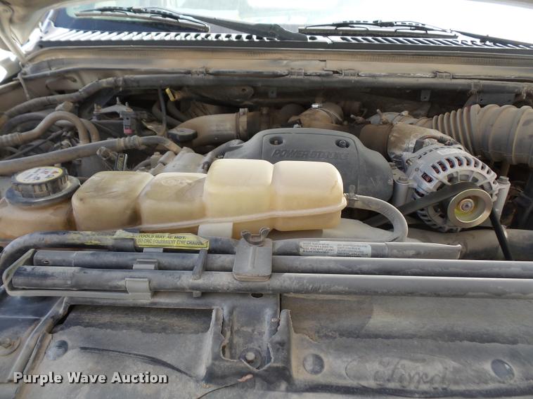 image for item DA3954 2002 Ford F450 Super Duty service truck