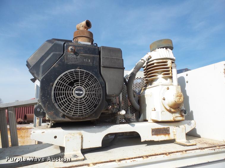 image for item DA3954 2002 Ford F450 Super Duty service truck