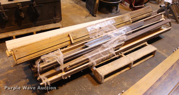 image for item DA4954 Building materials