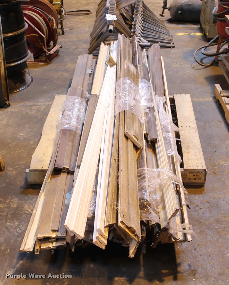 image for item DA4954 Building materials