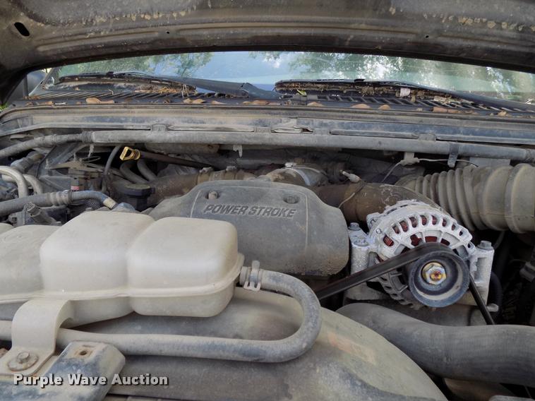 image for item DA6073 2003 Ford F250 Super Duty SuperCab pickup truck