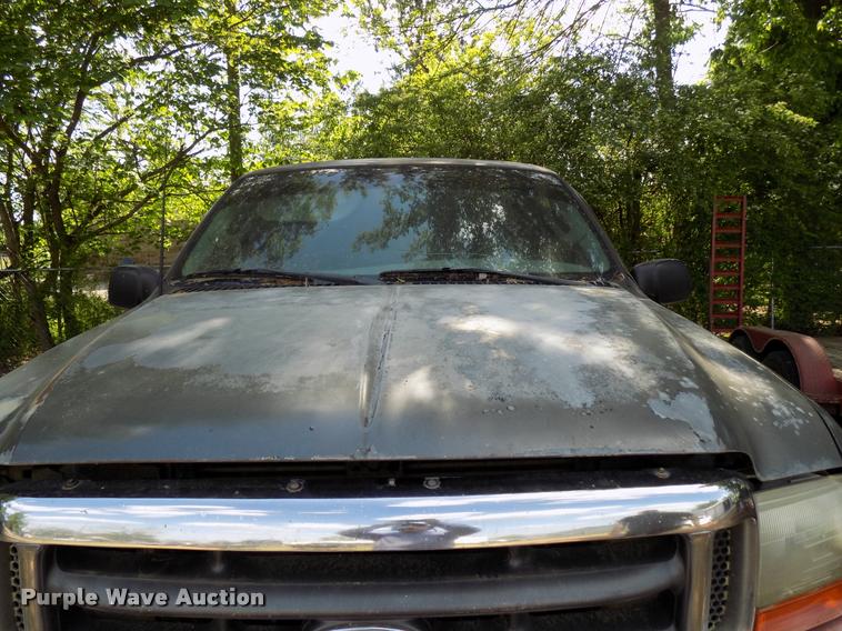 image for item DA6073 2003 Ford F250 Super Duty SuperCab pickup truck