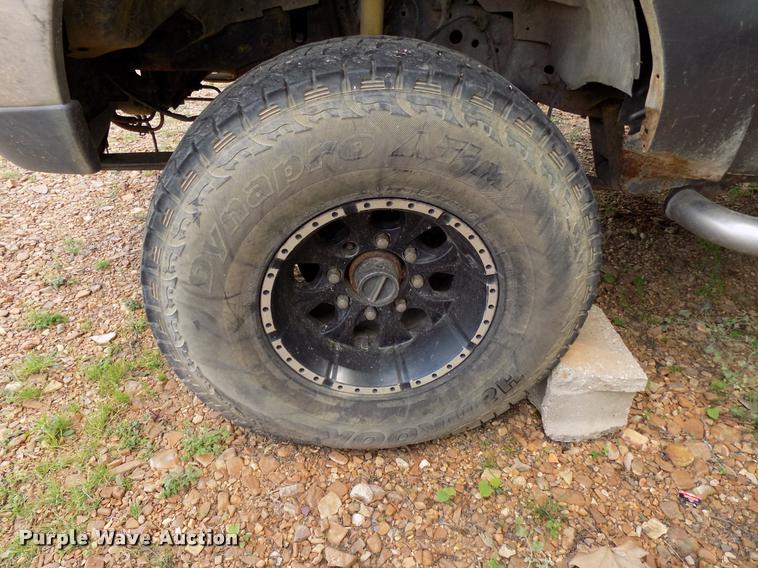 image for item DA6073 2003 Ford F250 Super Duty SuperCab pickup truck