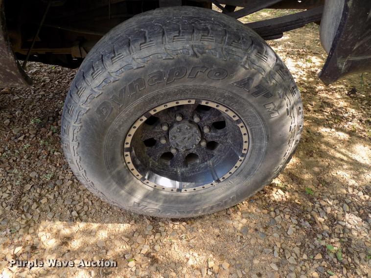 image for item DA6073 2003 Ford F250 Super Duty SuperCab pickup truck