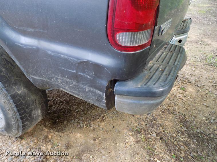 image for item DA6073 2003 Ford F250 Super Duty SuperCab pickup truck