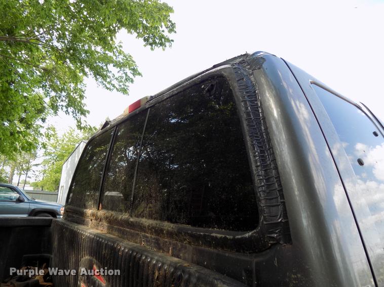 image for item DA6073 2003 Ford F250 Super Duty SuperCab pickup truck