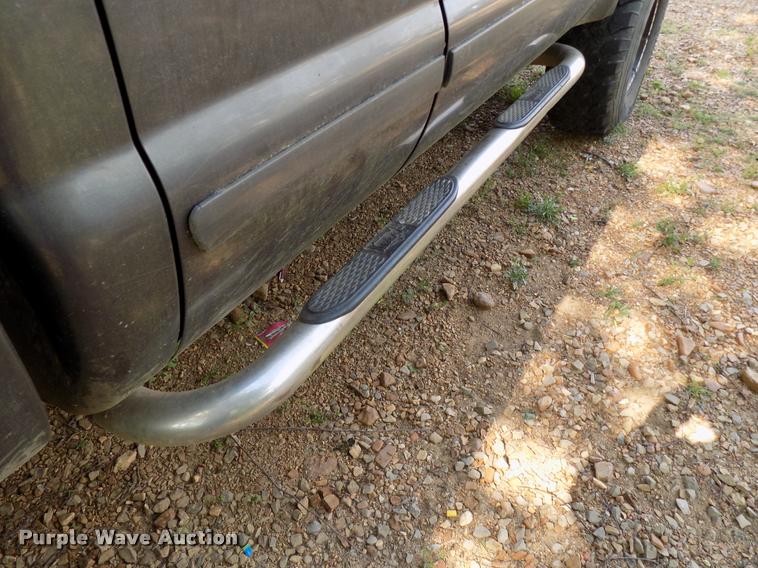 image for item DA6073 2003 Ford F250 Super Duty SuperCab pickup truck