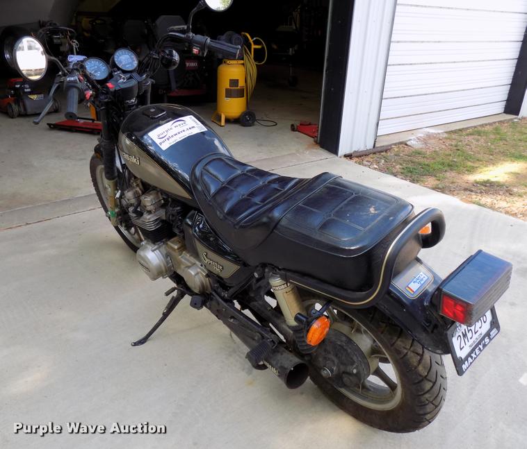 image for item DA6074 1983 Kawasaki Spectre KZ750 motorcycle