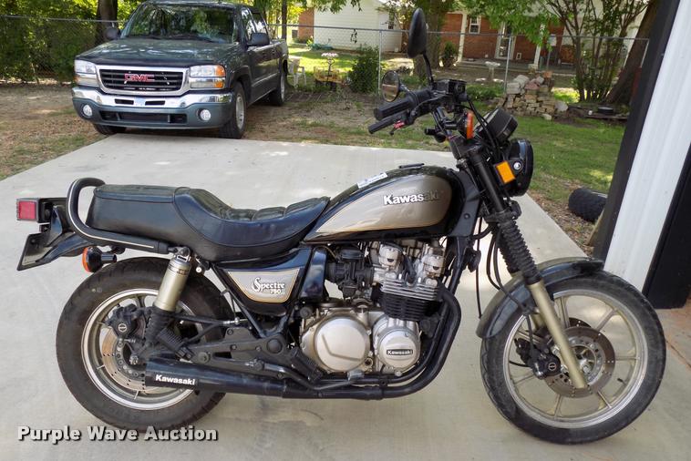 image for item DA6074 1983 Kawasaki Spectre KZ750 motorcycle