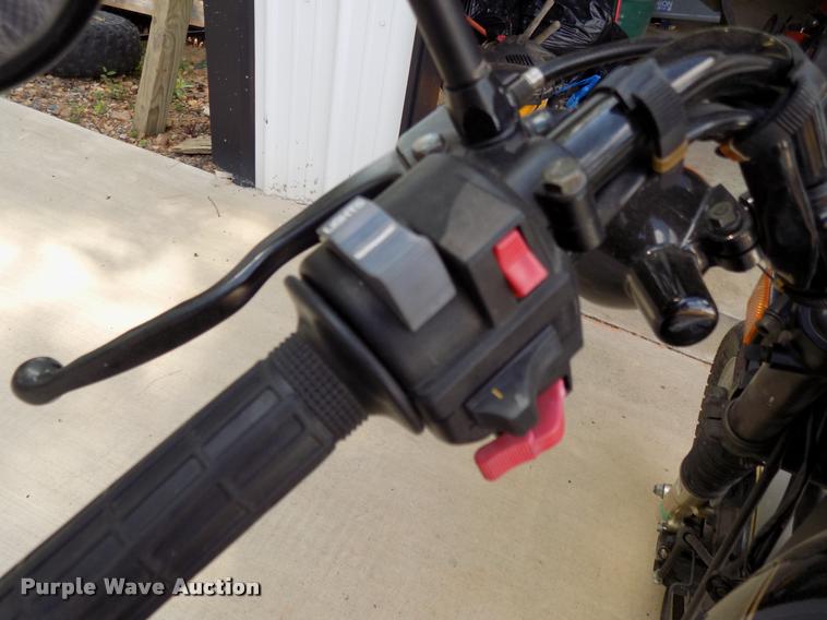 image for item DA6074 1983 Kawasaki Spectre KZ750 motorcycle