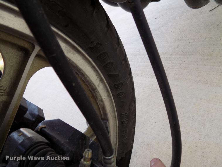 image for item DA6074 1983 Kawasaki Spectre KZ750 motorcycle