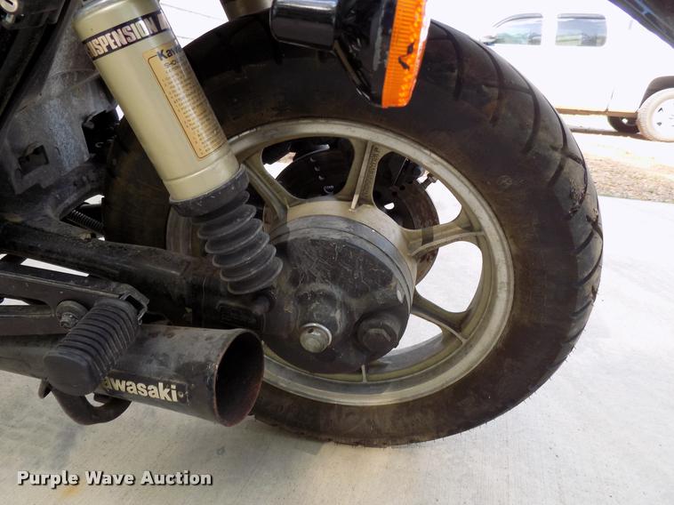 image for item DA6074 1983 Kawasaki Spectre KZ750 motorcycle